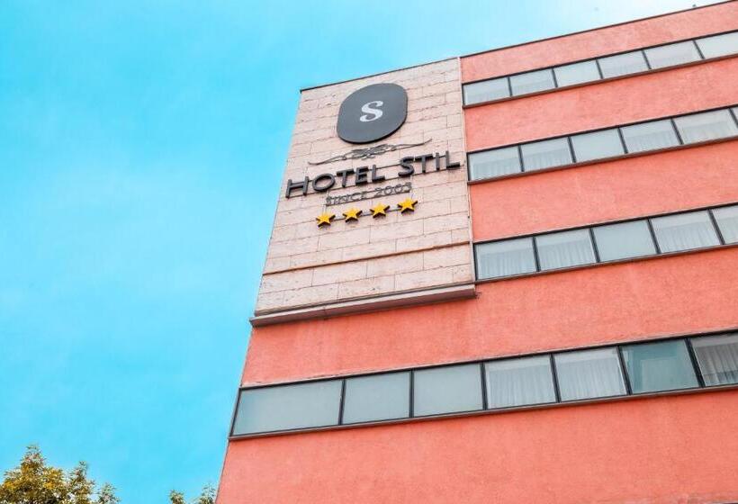 هتل Stil
