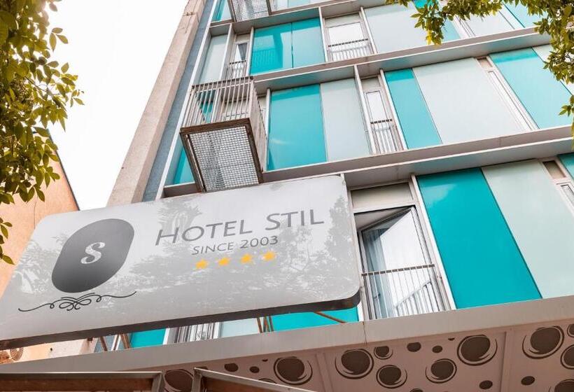 هتل Stil