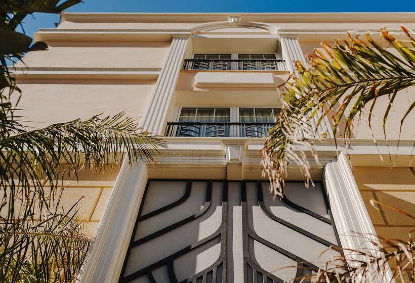 فندق The Arkin Colony