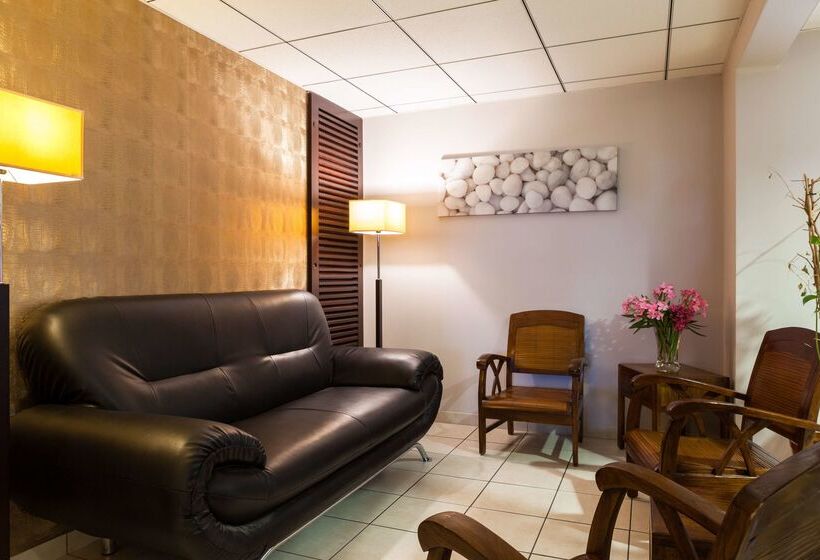 فندق The Originals City, Hôtel Les Bruyères, Dax Nord