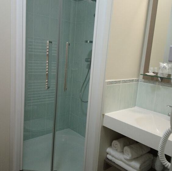 فندق The Originals City, Hôtel Les Bruyères, Dax Nord