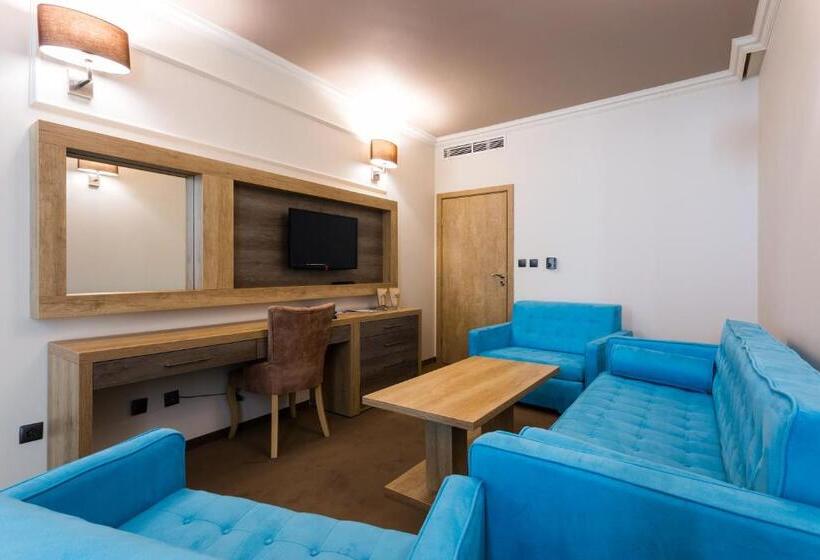 هتل Tiara Beach  All Inclusive