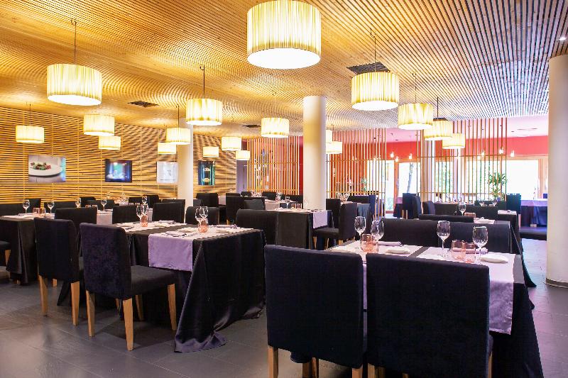 فندق Tierra De Biescas