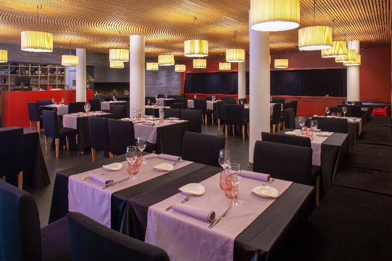 فندق Tierra De Biescas