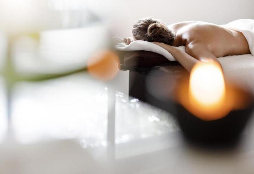 Szálloda Twinpalms Surin Phuket Resort