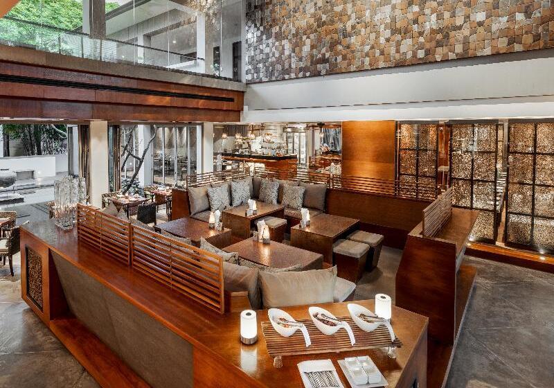 Szálloda Twinpalms Surin Phuket Resort