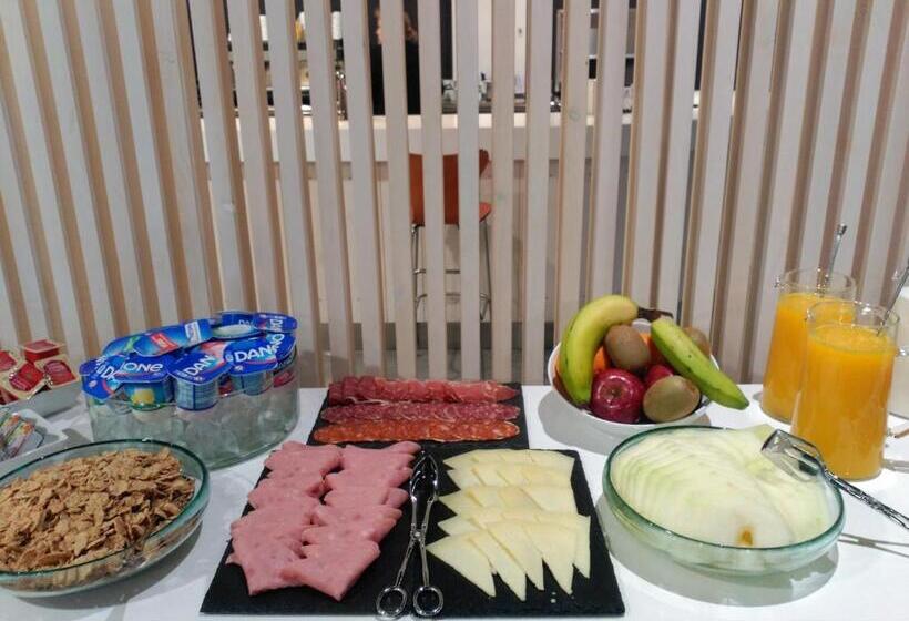 هتل Valcarce Ferrol