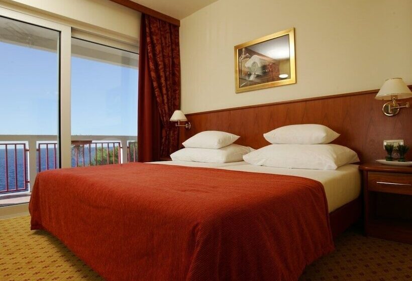 בית מלון כפרי Zora