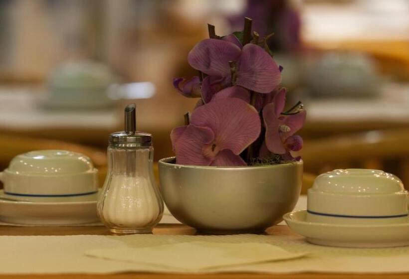 Plaza Real Atlantichotels