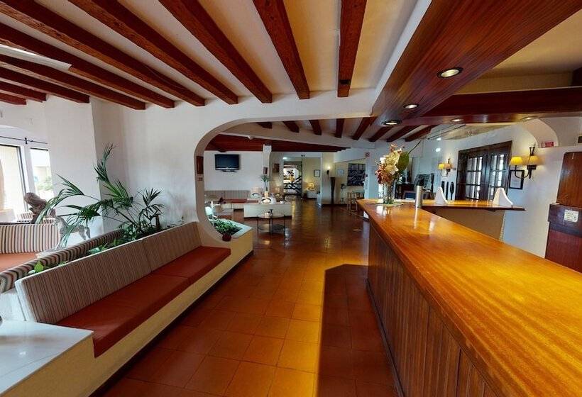 Praia Da Lota Resort - Beachfront Apartments