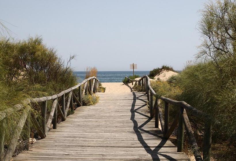 Precise Resort El Rompido-The Club