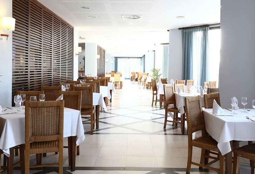 Precise Resort El Rompido-The Club