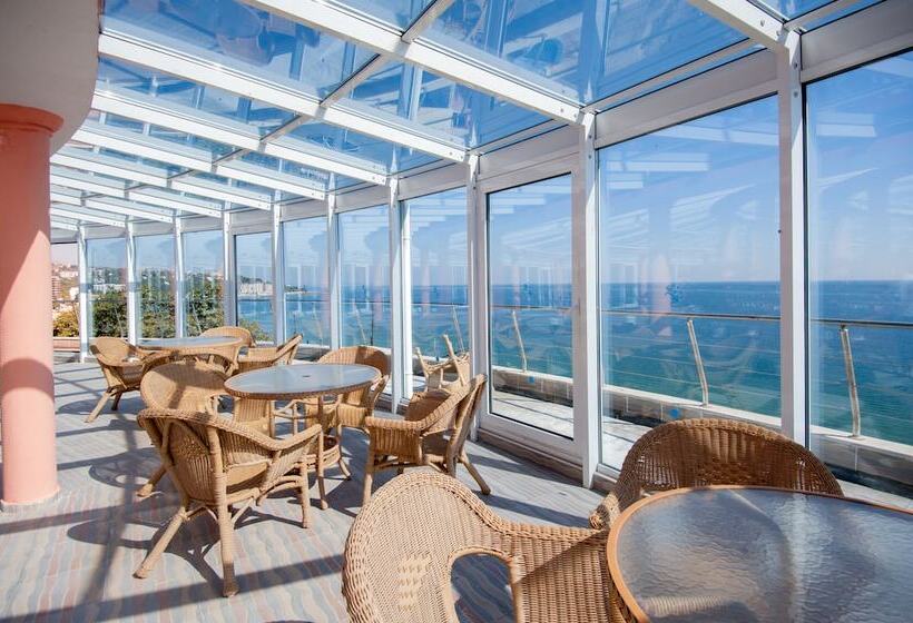 Sirius Beach Hotel & Spa