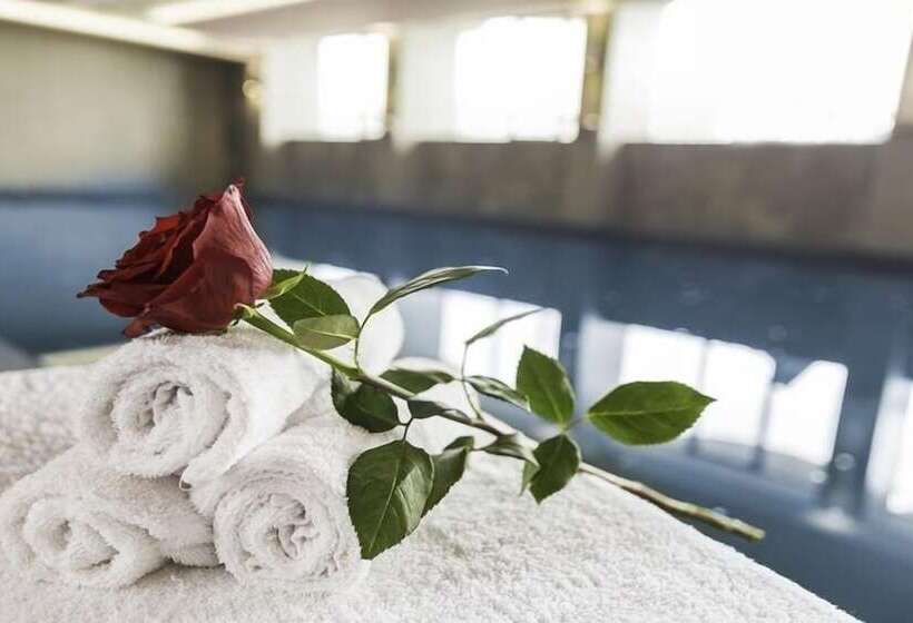 Sirius Beach Hotel & Spa