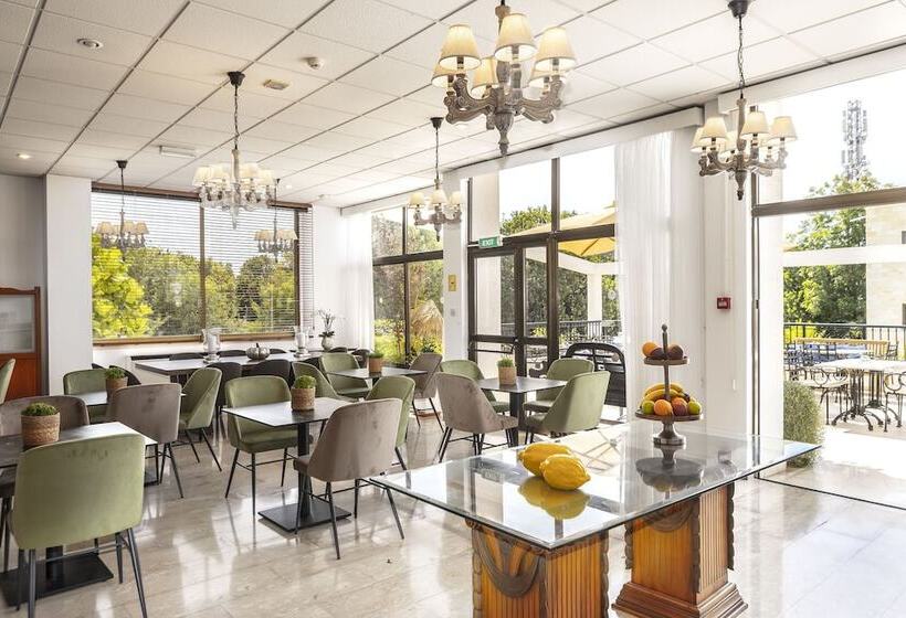Stephanos Hotel Apartments