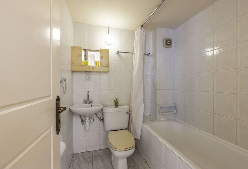 Stephanos Hotel Apartments