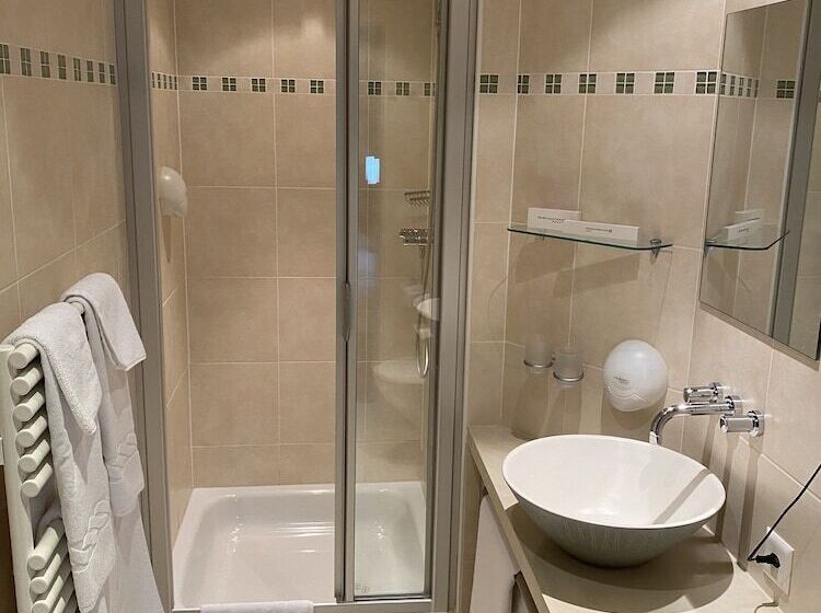 旅馆 Auberge De Dully