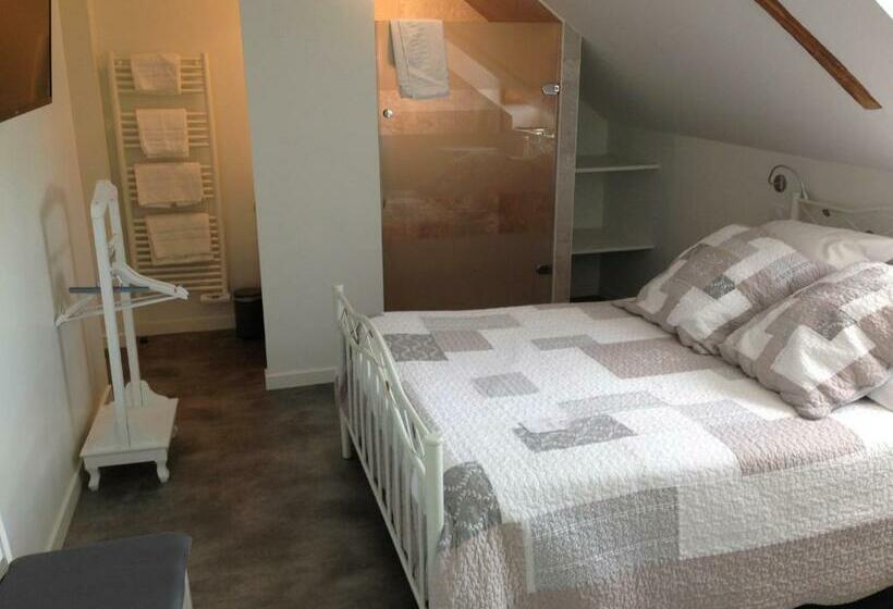 הוסטל Auberge Saint Hernin