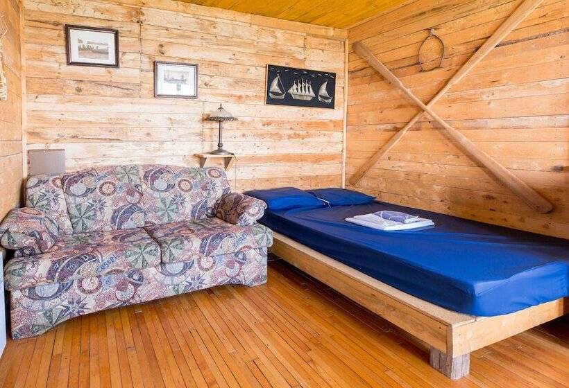 הוסטל Auberge/chalet Griffon Aventure