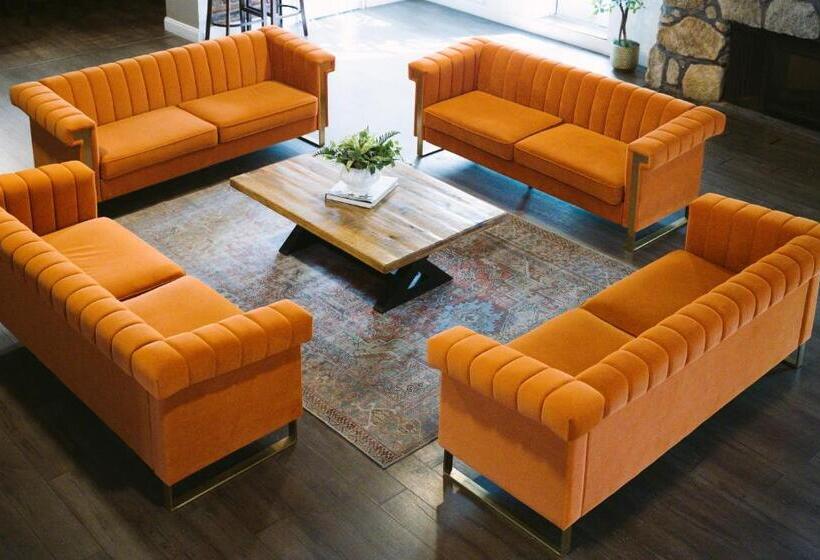 فندق صغير Hunter Arms