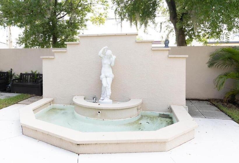 فندق صغير Hunter Arms