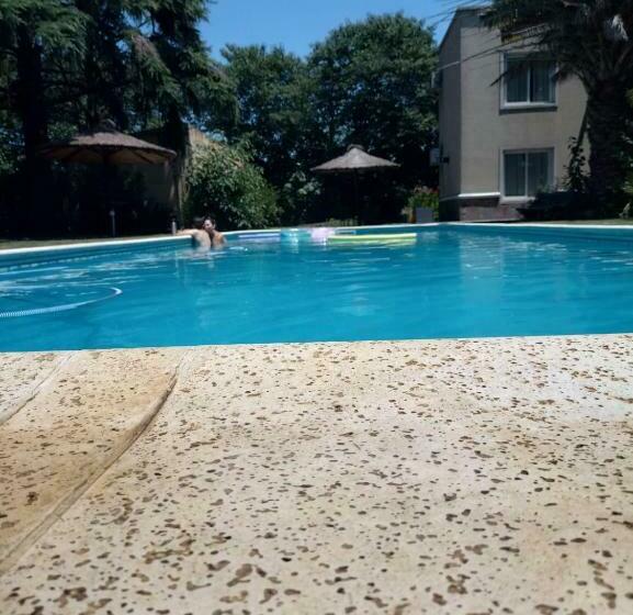 Общежитие Las Moras Multiespacio