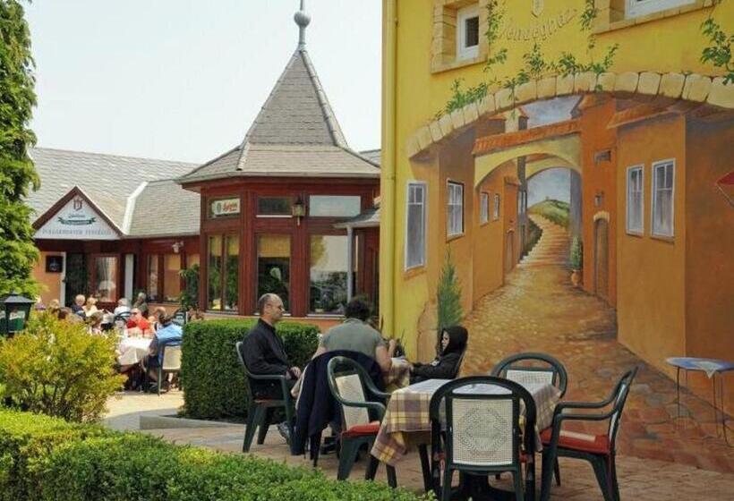 ユースホステル Polgármester étterem és Panzió