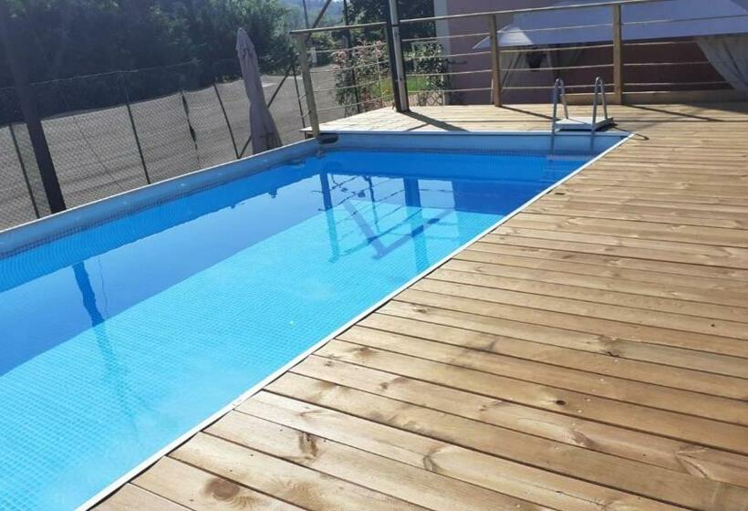 B&b Il Tempo Del Vento In Front Of The Castle