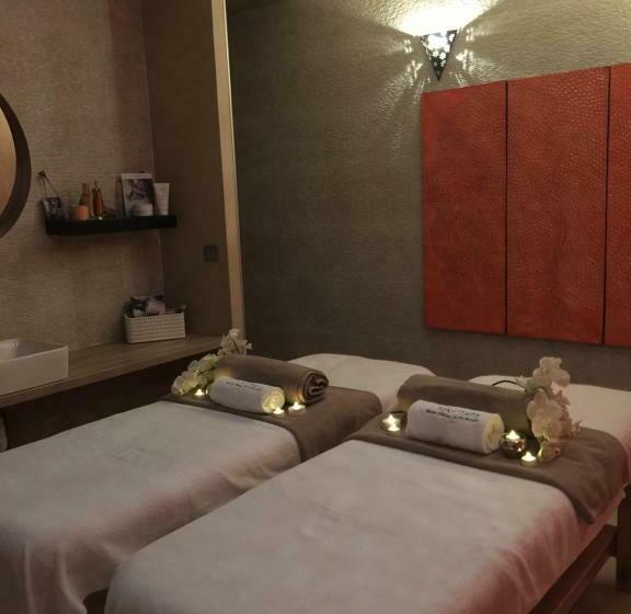 مبيت وإفطار Aux 5 Sens