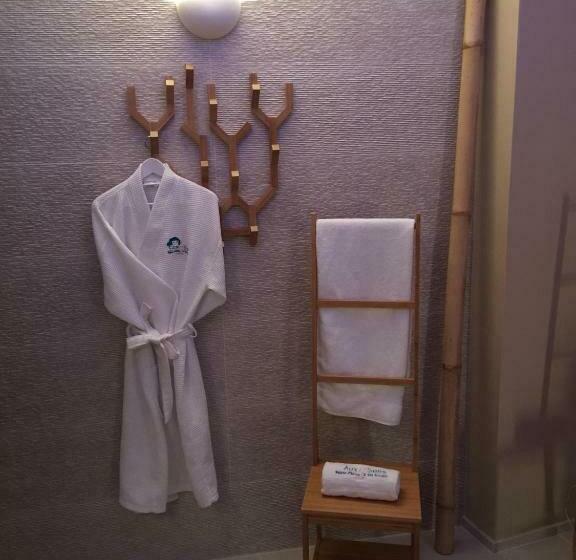 مبيت وإفطار Aux 5 Sens