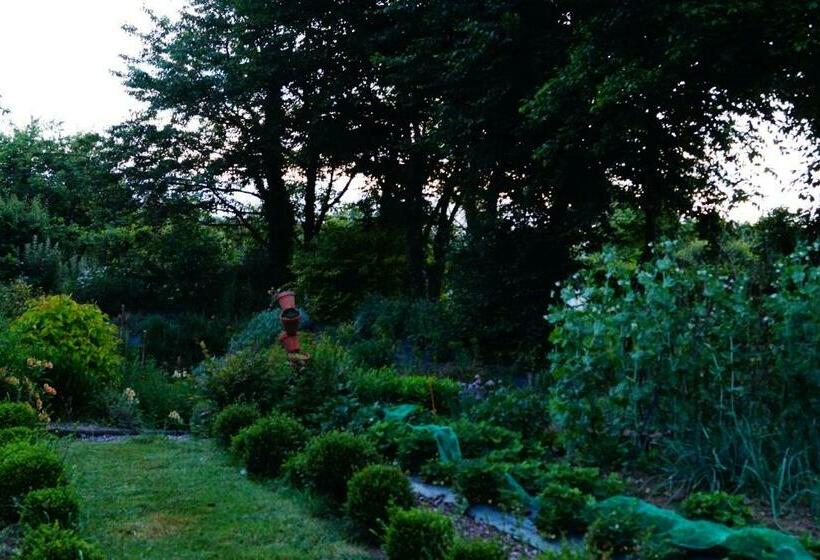 مبيت وإفطار Aux Greniers à Rêves