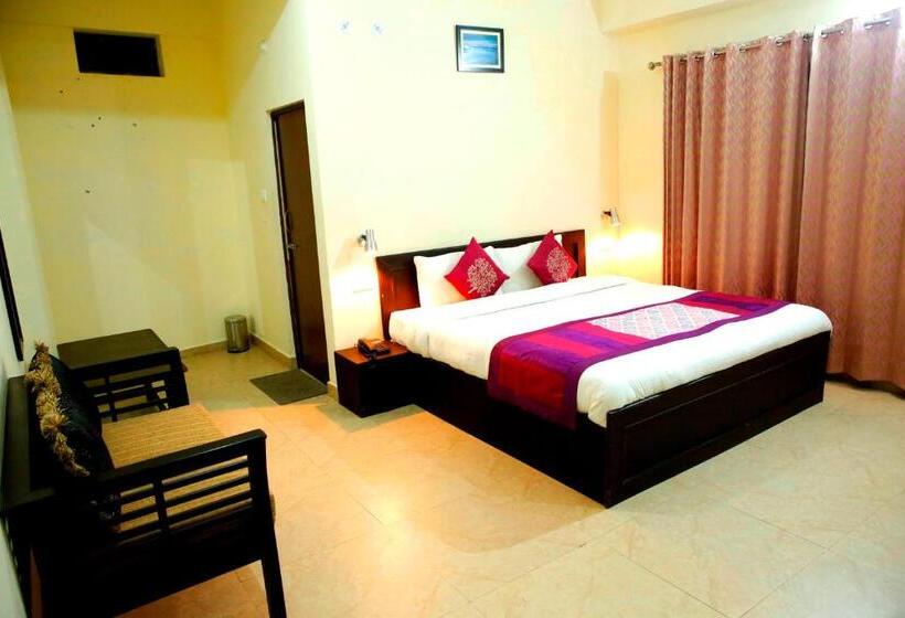 مبيت وإفطار Avlokan  Near Kainchi Dham Mandir