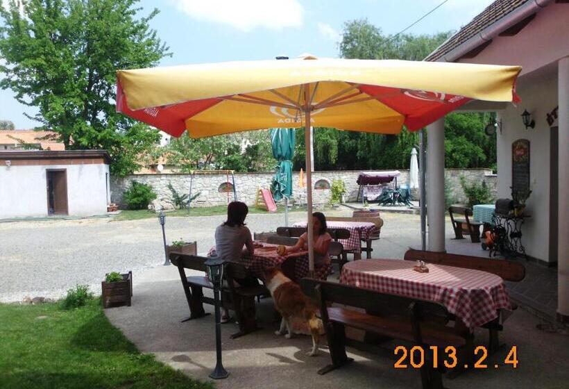 צימר Bényei Fogadó Panzió és étterem