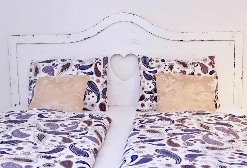 Bed and Breakfast Cave Du Treyblanc