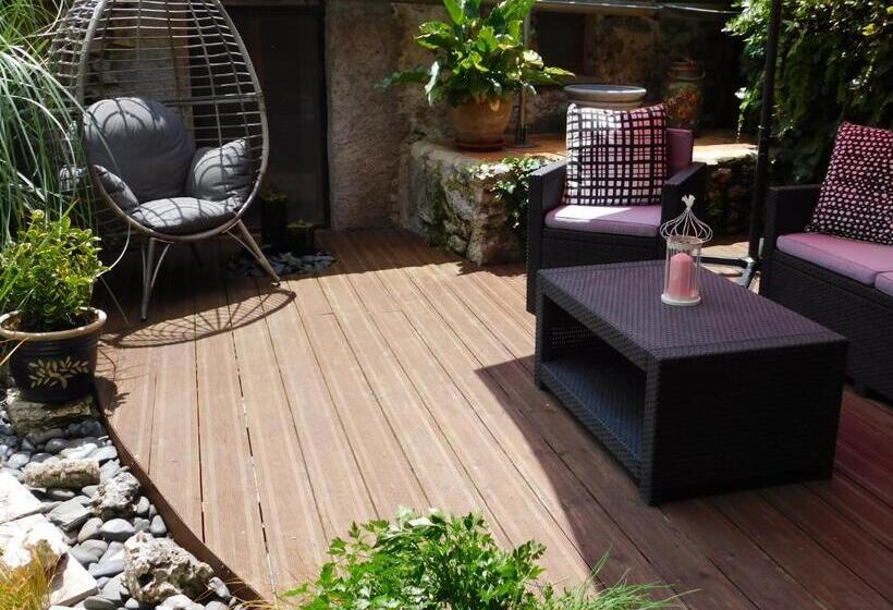 مبيت وإفطار Chambre D'hôtes Les 3 Cochons D'olt