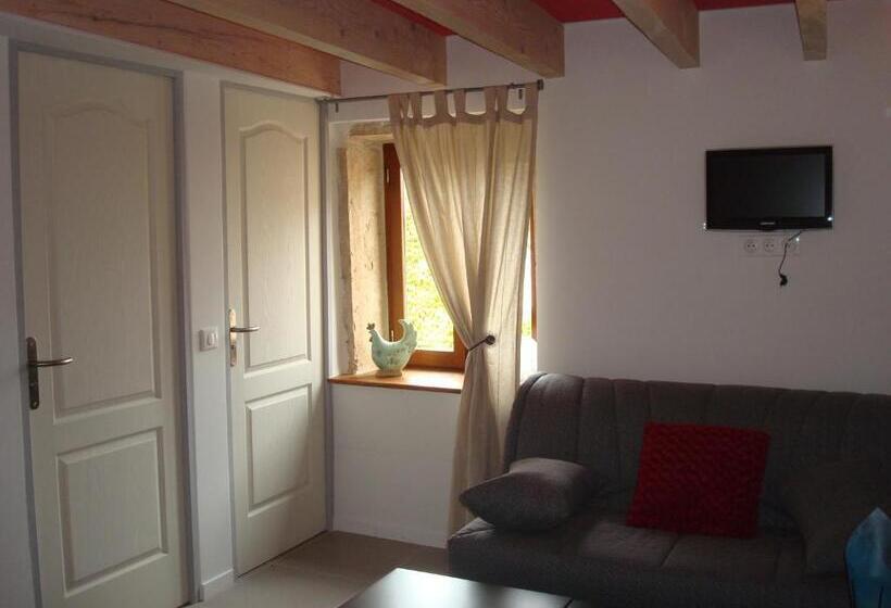 민박 Chambre D'hôtes Les Plaisances