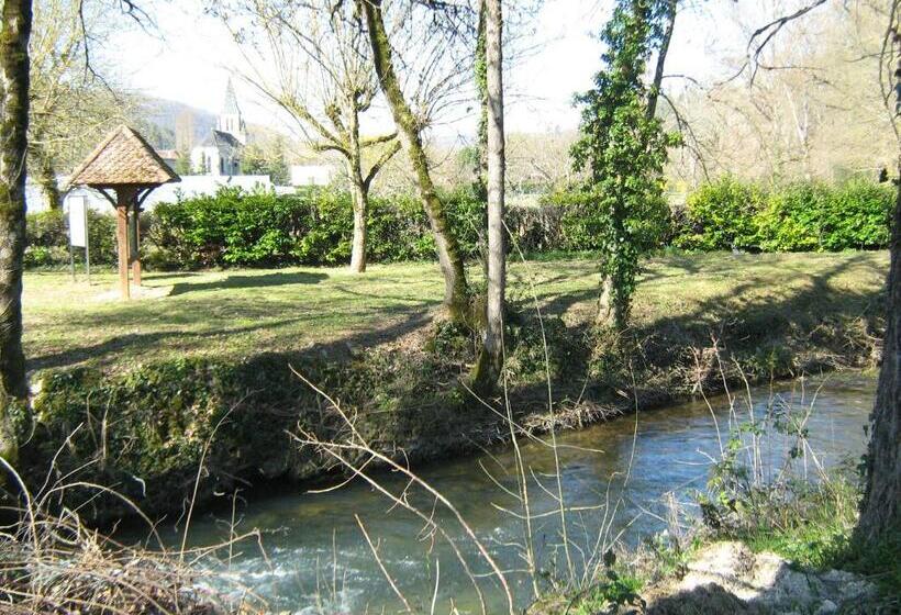 민박 Chambres D Hôtes Au Pére Louis