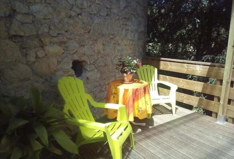 민박 Chambres D Hôtes Au Pére Louis