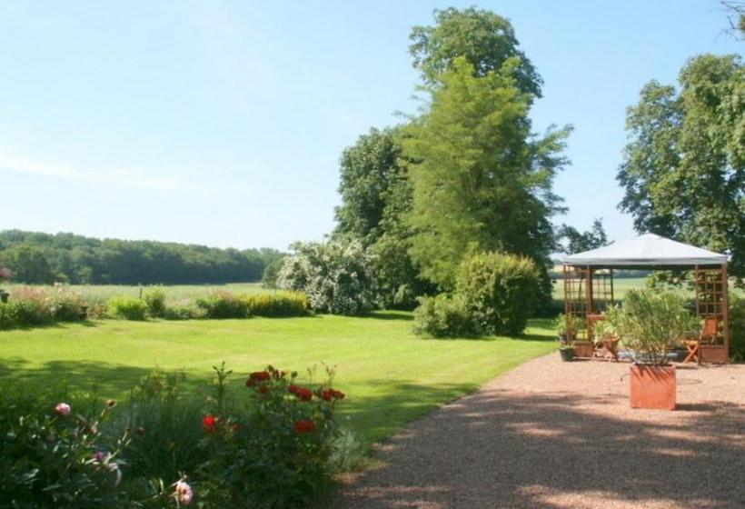 مبيت وإفطار Chambres D Hôtes   Domaine Des Perrières