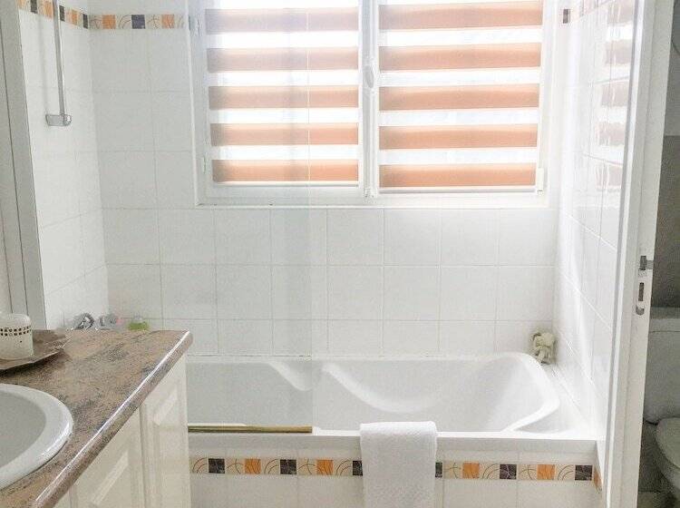 住宿加早餐 Château De Pintray