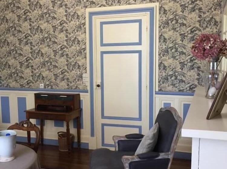 住宿加早餐 Château De Pintray