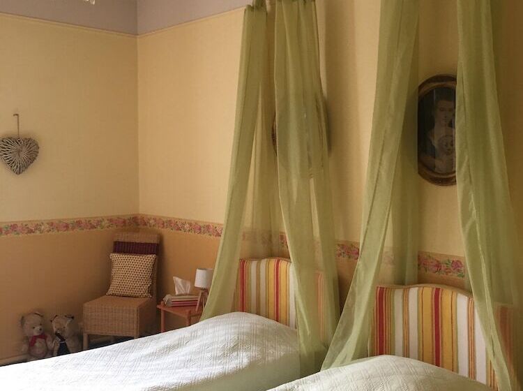 住宿加早餐 Château De Pintray