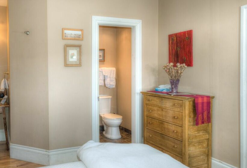 مبيت وإفطار Country Encounters Accommodations