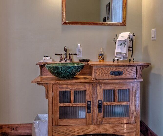 مبيت وإفطار Country Encounters Accommodations