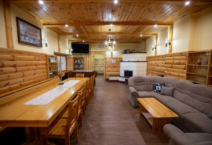 住宿加早餐  Fehér Sas Panzió