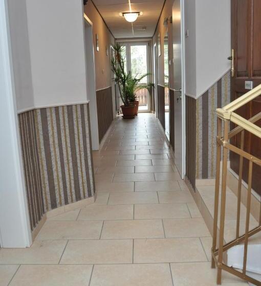 민박 Gloriett Panzió