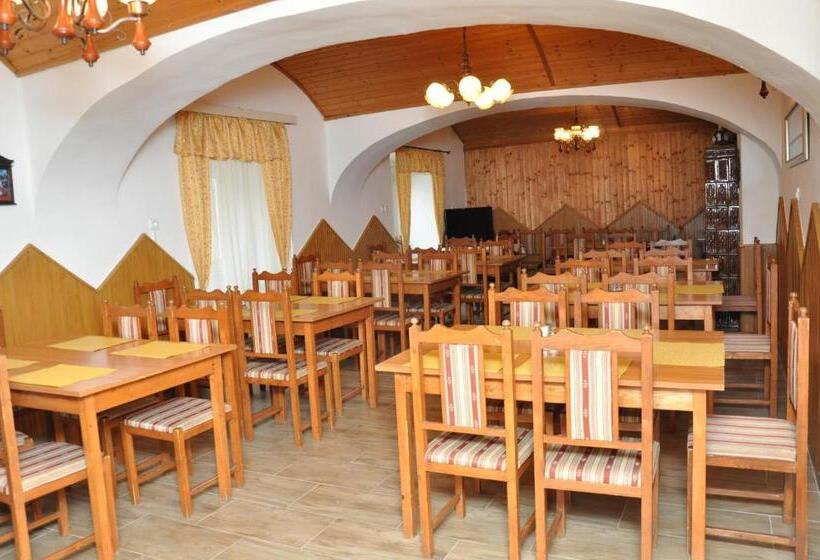 민박 Gloriett Panzió