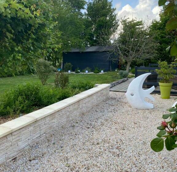 مبيت وإفطار La Chaumeauniere