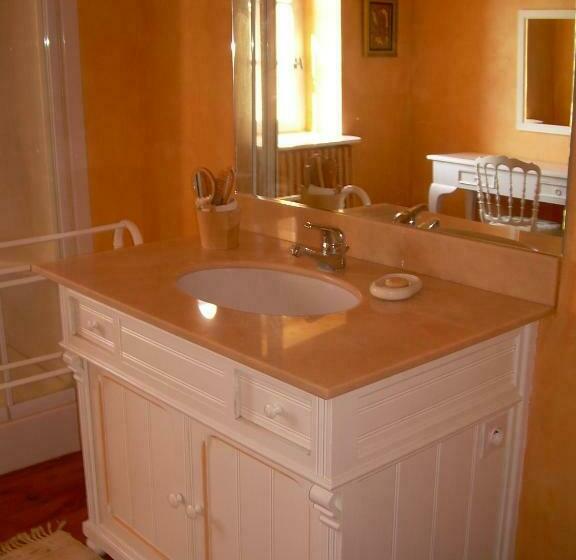 ベッドアンドブレックファースト La Chipotte