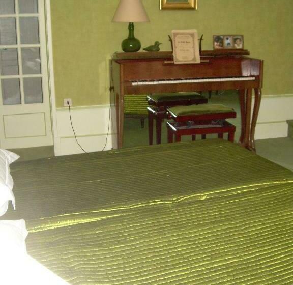 ベッドアンドブレックファースト La Chipotte